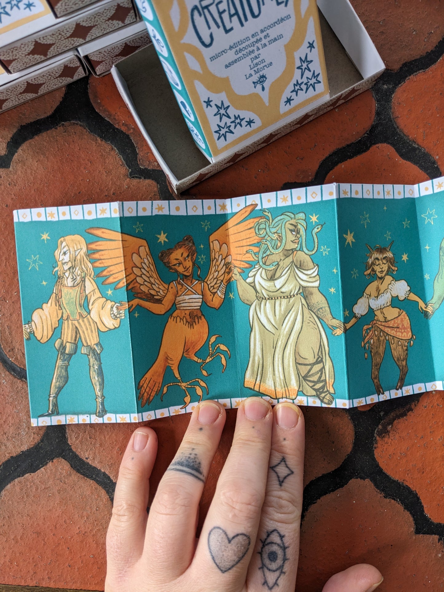 Ronde de Créatures - Mini Edition accordéon