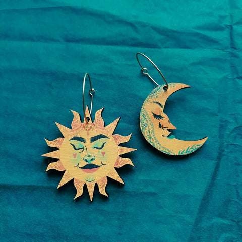 Jour & Nuit - boucles d’oreilles asymétriques